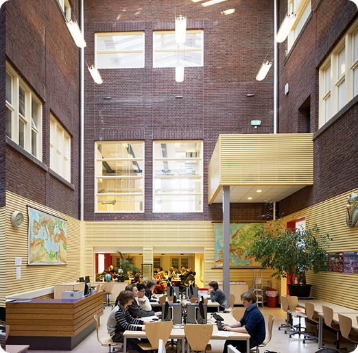 Anja Verhagen  Montessori College Arnhem 